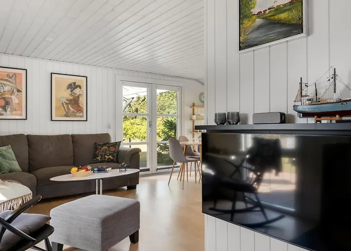 Legolas - 880m From The Sea By Interhome